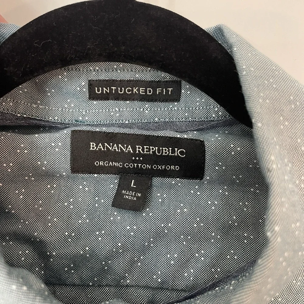 Banana Republic Men's Blue Long Sleeve Button Up Large Untucked Fit